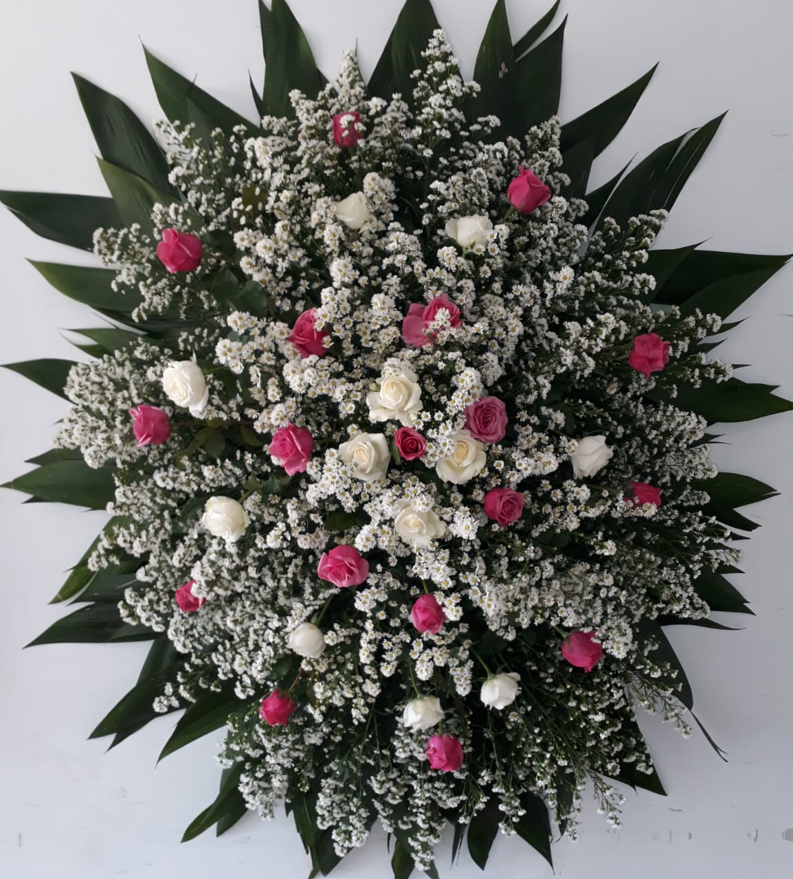 Coroa Semi Luxo – Natural | Coroa de Flores em Brasília e Goiás